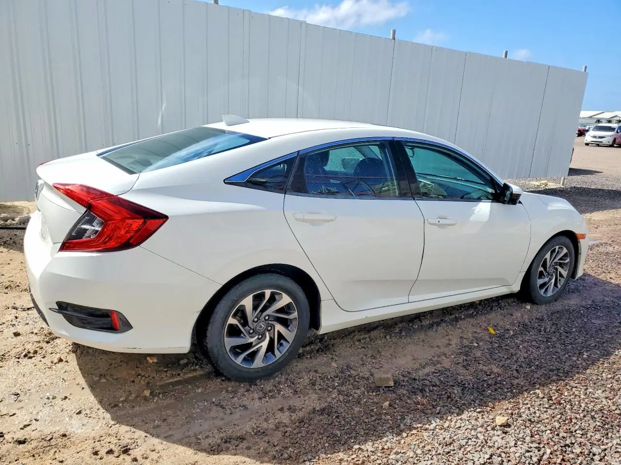 2018 HONDA CIVIC EX - Image 4