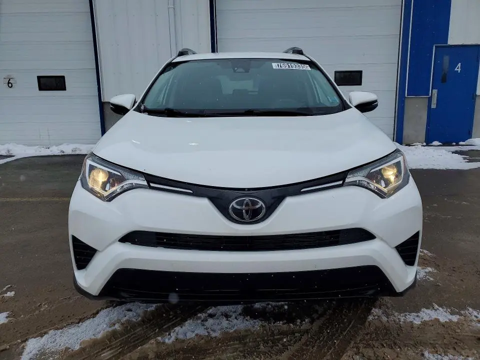 2018 TOYOTA RAV4 LE - Image 6